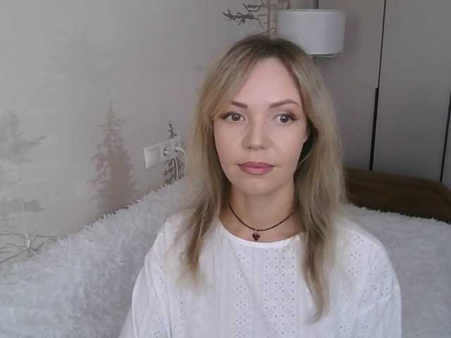 Kissz's BongaCams show and profile