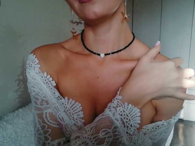 Red_Rose_98 live cam preview