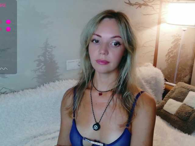Kissz live cam on BongaCams
