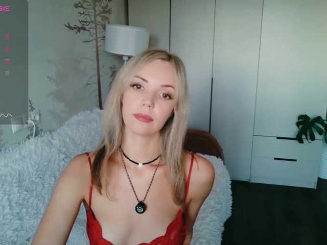 Kissz live cam on BongaCams