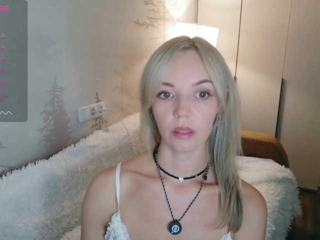 Red Rose 98 live cam