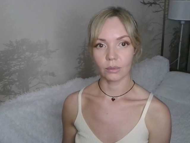 Kissz live cam on BongaCams