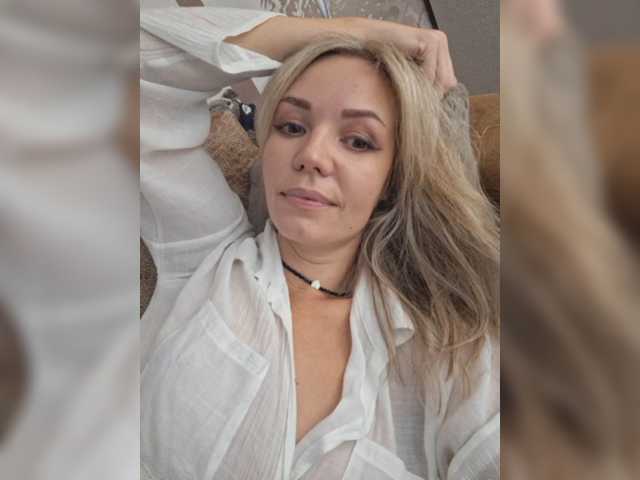 Kissz live cam on BongaCams
