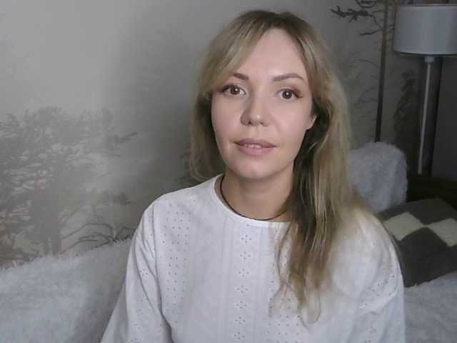 Kissz's BongaCams show and profile