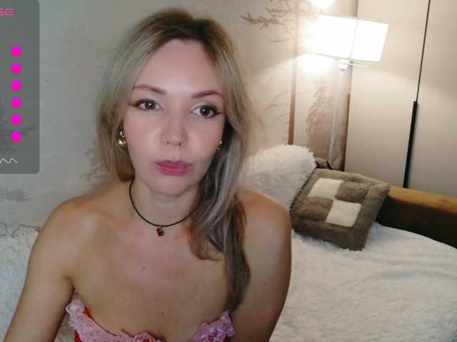 Kissz live cam on BongaCams