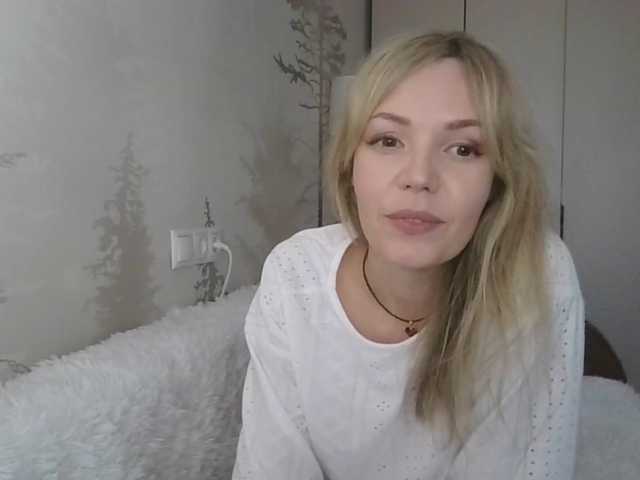 Kissz live cam on BongaCams