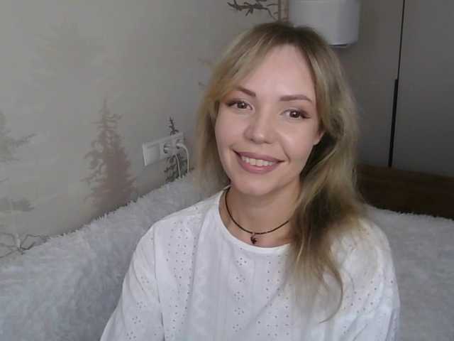 Kissz's BongaCams show and profile