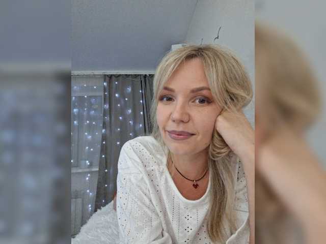 Kissz live cam on BongaCams