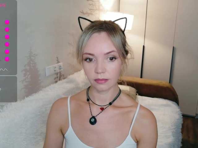 Kissz live cam on BongaCams