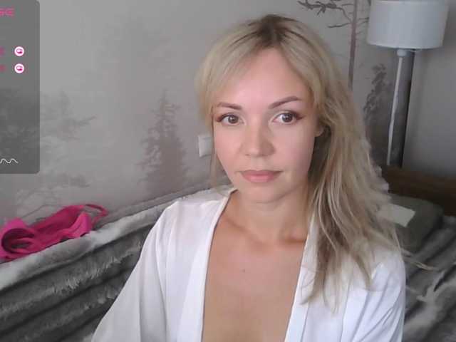 Red_Rose_98 webcam