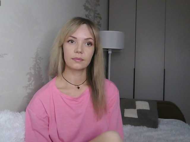 Kissz's BongaCams show and profile