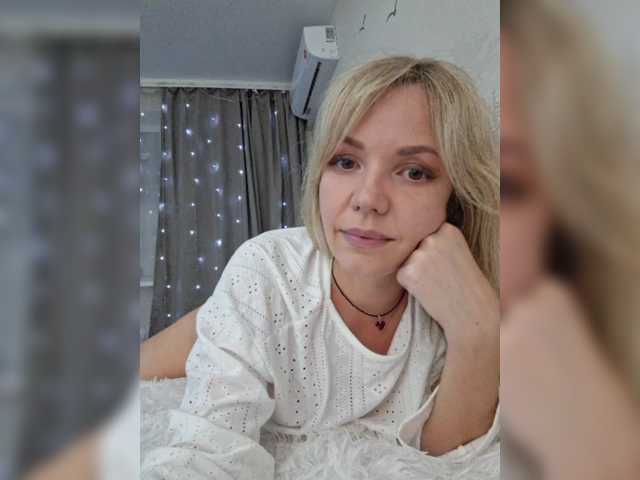 Kissz live cam on BongaCams