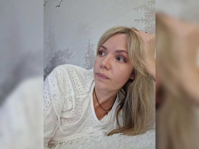 Kissz live cam on BongaCams