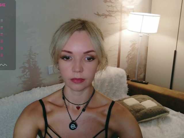 Red_Rose_98 live cam on BongaCams