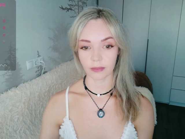 Red Rose 98 live cam