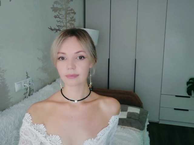 Kissz live cam on BongaCams