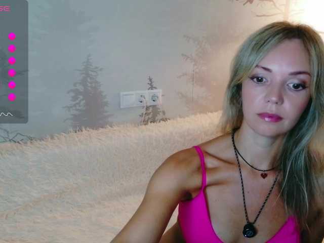 Kissz live cam on BongaCams