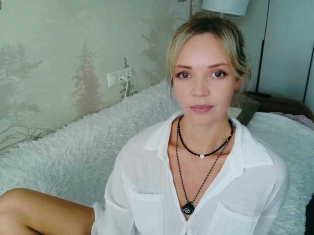 Kissz live cam on BongaCams