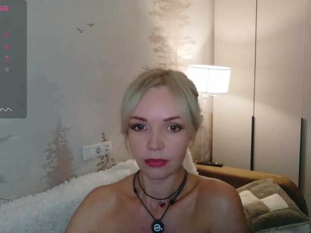 Kissz live cam on BongaCams