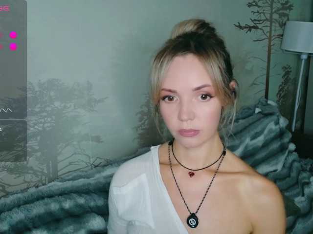le modèle Red_Rose_98 est en webcam porno dans un show sur le site bongacams, il possède les tags suivants: White/Caucasian,Blonde,Shaved