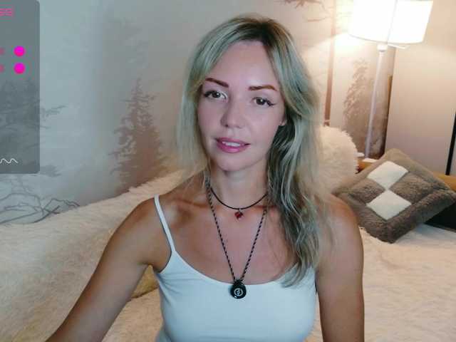 Kissz live cam on BongaCams