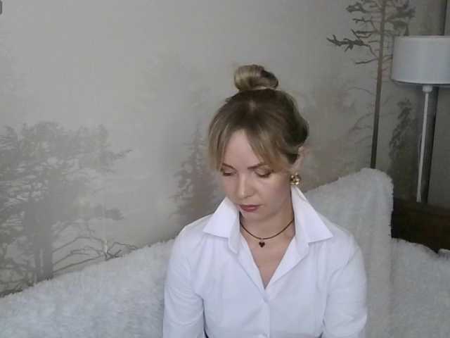 Kissz's BongaCams show and profile