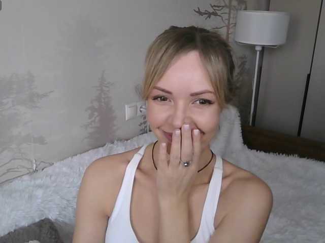 Kissz's BongaCams show and profile