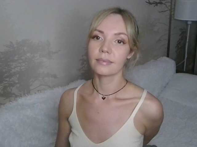 Kissz live cam on BongaCams