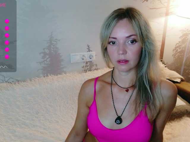 Kissz live cam on BongaCams