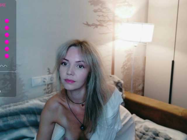 Kissz live cam on BongaCams
