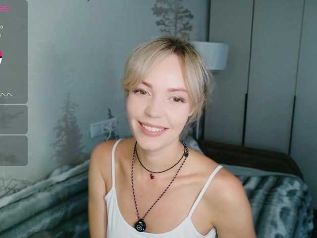 Kissz live cam on BongaCams