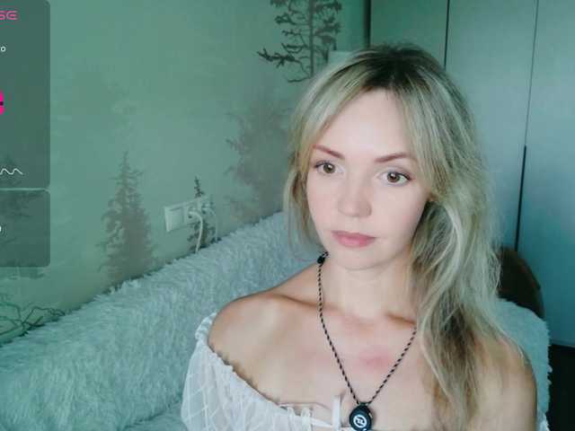 Kissz live cam on BongaCams