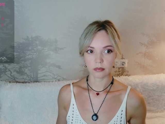 Kissz live cam on BongaCams