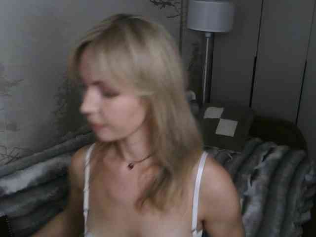 Red_Rose_98 webcam
