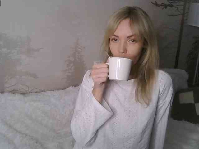 Red_Rose_98 webcam