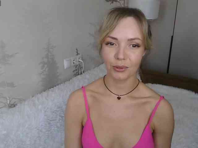 Red_Rose_98 webcam