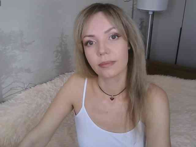 Red_Rose_98 webcam