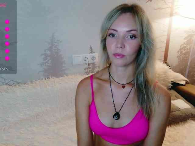 Red_Rose_98 webcam