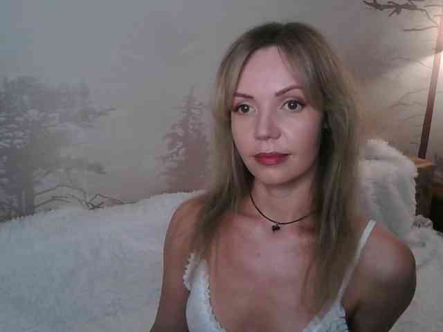 Red_Rose_98 webcam