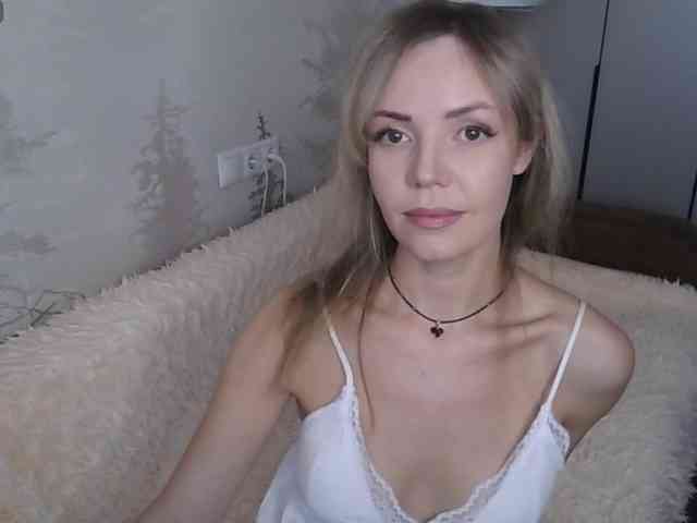 Red_Rose_98 webcam