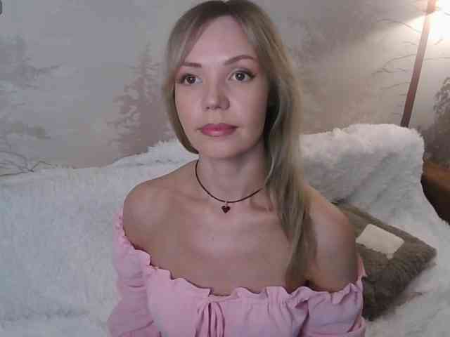 Red_Rose_98 webcam
