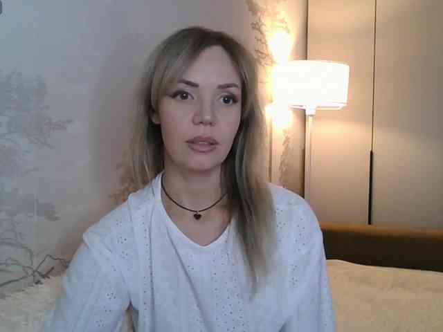 Red_Rose_98 webcam