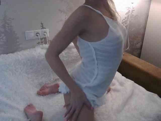 Red_Rose_98 webcam