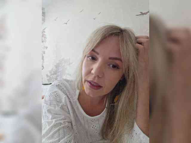 Red_Rose_98 webcam