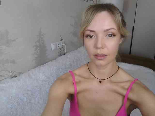 Red_Rose_98 webcam