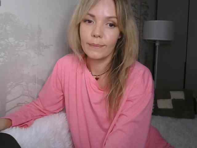 Kissz Live Webcam on BongaCams