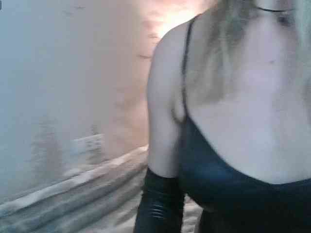 Red_Rose_98 webcam