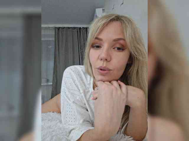 Red_Rose_98 webcam