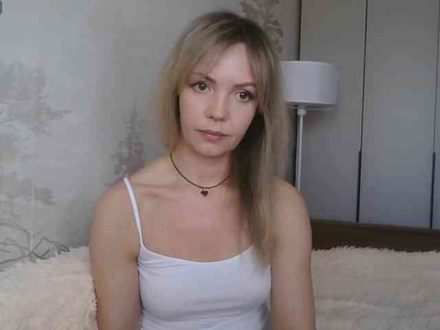 Red_Rose_98 webcam