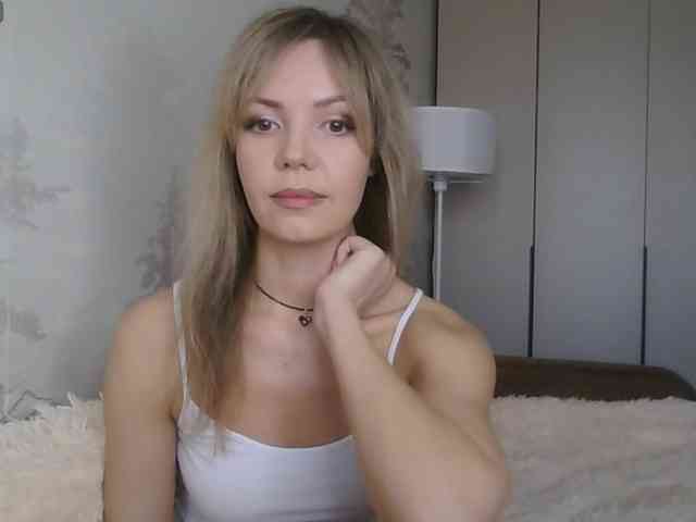Red_Rose_98 webcam